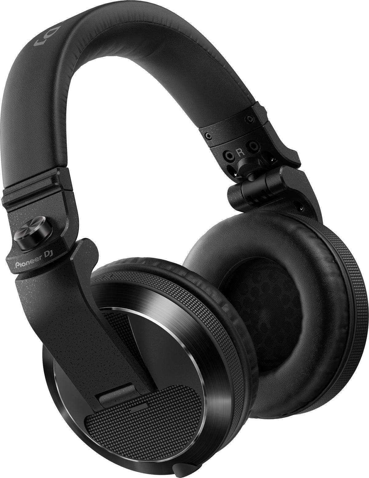 Pioneer DJ HDJ-X7 Review (2026)